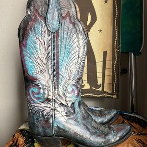 Vintage Hondo Custom Painted One of a kind cowboy boots.